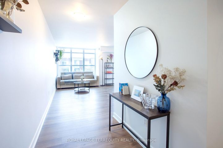 Photo 13 at 221 - 19 Singer Court, Bayview Village, Toronto