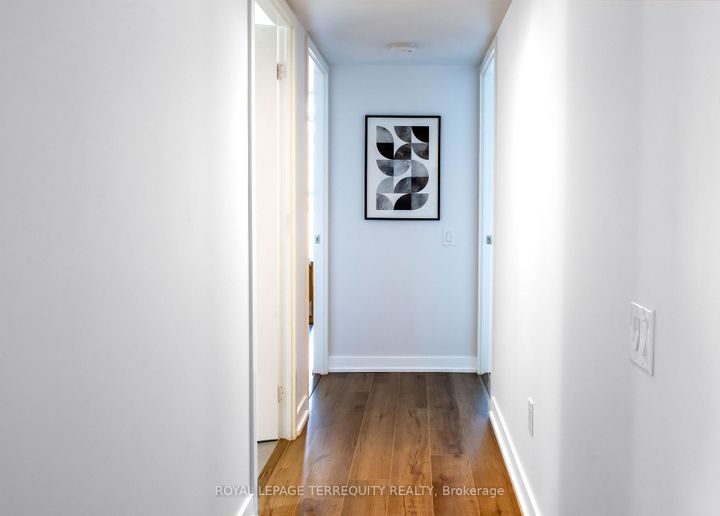 Photo 15 at 221 - 19 Singer Court, Bayview Village, Toronto