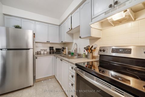 Photo 8 at 4 - 261 Rose Street, Wellington, Barrie