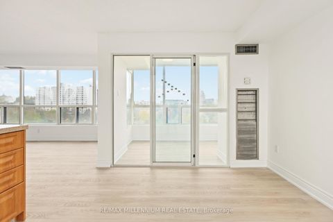 Photo 10 at 906 - 3050 Ellesmere Road, Morningside, Toronto