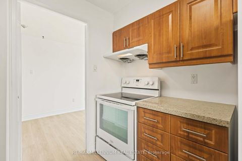 Photo 17 at 906 - 3050 Ellesmere Road, Morningside, Toronto