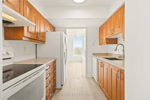 Photo 20 at 906 - 3050 Ellesmere Road, Morningside, Toronto