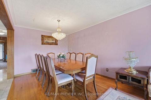 Photo 10 at 40 Donofree Road, Maple Leaf, Toronto