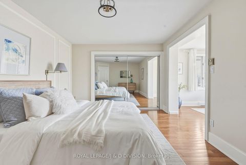 Photo 16 at 102 Ridge Drive, Moore Park, Toronto