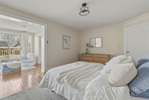 Photo 18 at 102 Ridge Drive, Moore Park, Toronto