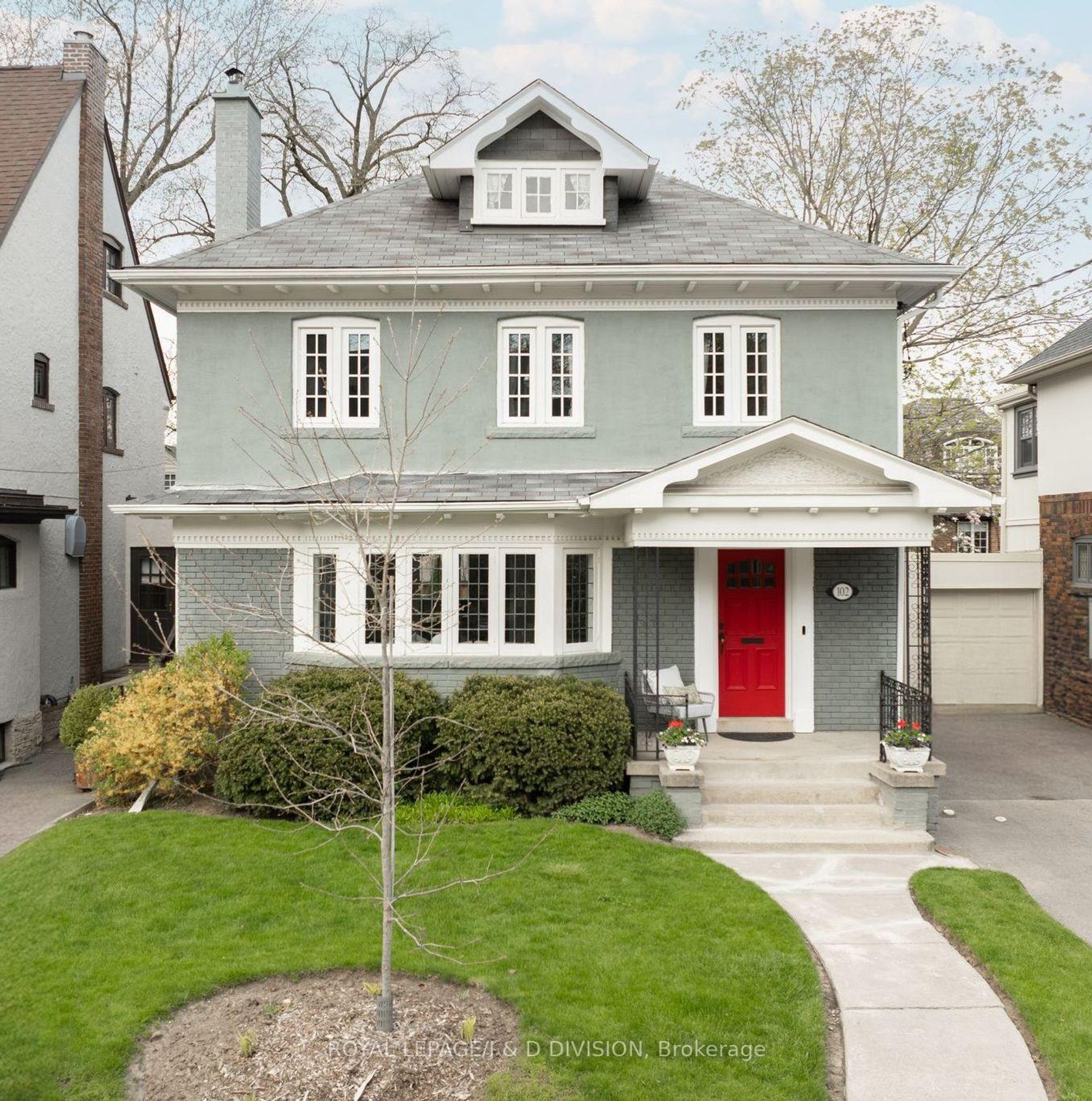 102 Ridge Drive, Moore Park, Toronto 