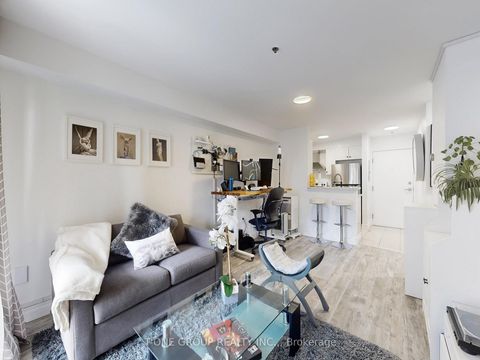 Photo 2 at 217 - 5225 Finch Avenue E, Agincourt North, Toronto