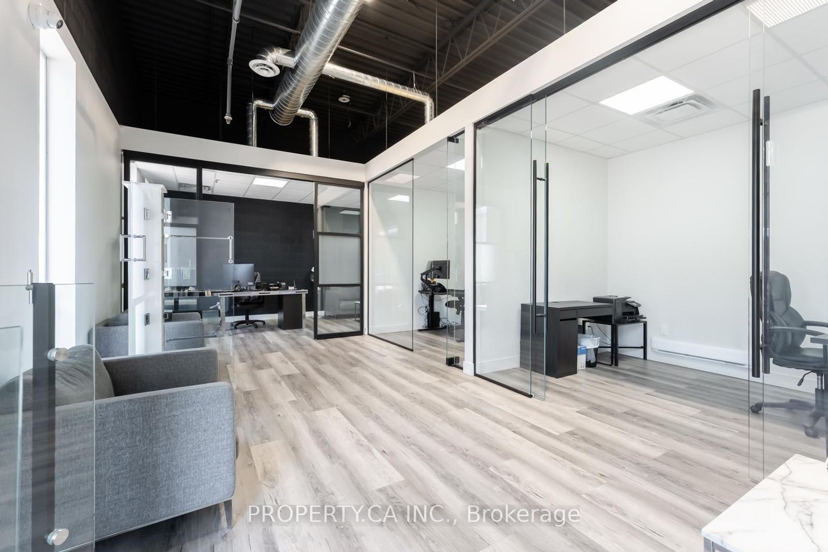 B4 - 311 Bowes Road, Concord, Vaughan photo 2