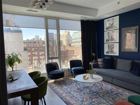 Photo 1 at 515 - 101 Peter Street W, Waterfront Communities C1, Toronto