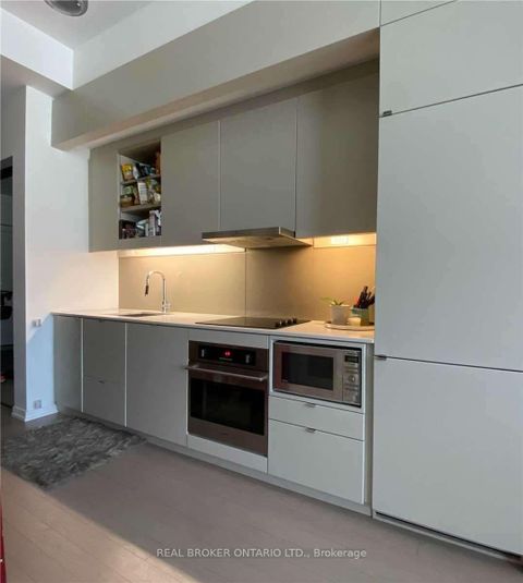 Photo 4 at 515 - 101 Peter Street W, Waterfront Communities C1, Toronto