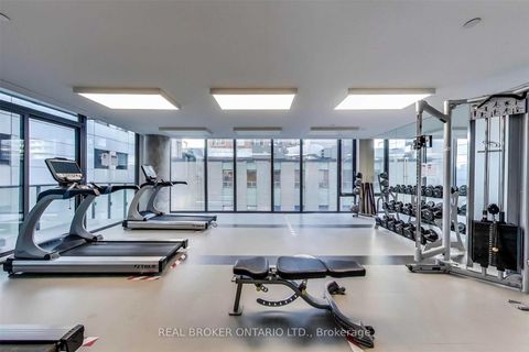 Photo 10 at 515 - 101 Peter Street W, Waterfront Communities C1, Toronto