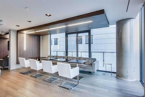 Photo 12 at 515 - 101 Peter Street W, Waterfront Communities C1, Toronto