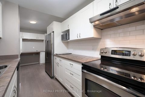 Photo 19 at 1504 - 812 Burnhamthorpe Road, Markland Wood, Toronto
