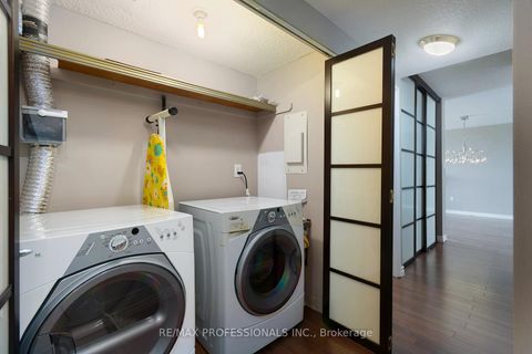 Photo 33 at 1504 - 812 Burnhamthorpe Road, Markland Wood, Toronto