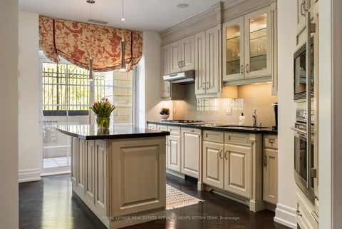 Photo 16 at RL1 - 21 Burkebrook Place, York Mills, Toronto
