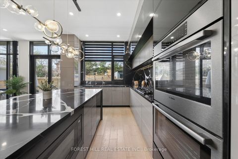 Photo 11 at 16 Lemonwood Drive, Humber Valley, Toronto