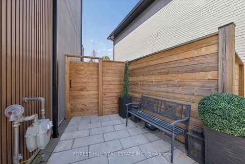 Photo 28 at 16 Lemonwood Drive, Humber Valley, Toronto