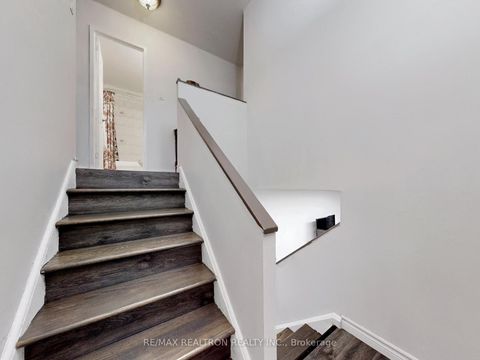 Photo 22 at 312 - 150 Leeward Glenway, Flemingdon Park, Toronto