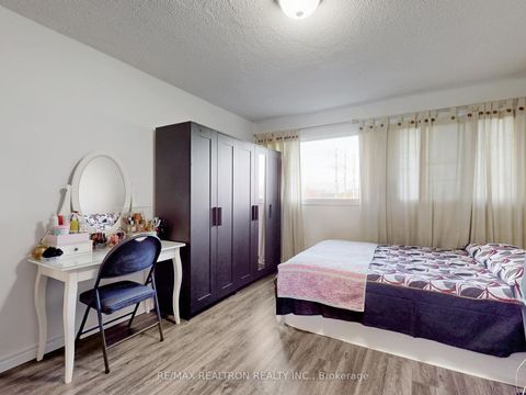 Photo 23 at 312 - 150 Leeward Glenway, Flemingdon Park, Toronto