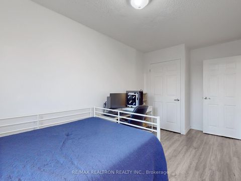 Photo 30 at 312 - 150 Leeward Glenway, Flemingdon Park, Toronto