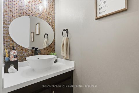 Photo 4 at 83 Limeridge Street, Bayview Wellington, Aurora