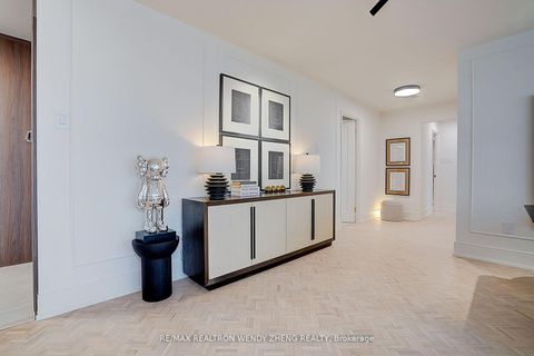 Photo 7 at 608 - 1 Clark Avenue W, Yorkhill, Vaughan