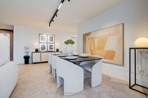 Photo 14 at 608 - 1 Clark Avenue W, Yorkhill, Vaughan