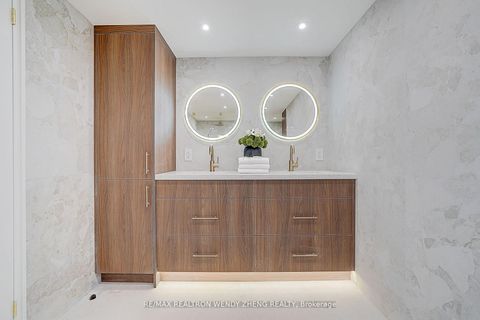 Photo 31 at 608 - 1 Clark Avenue W, Yorkhill, Vaughan
