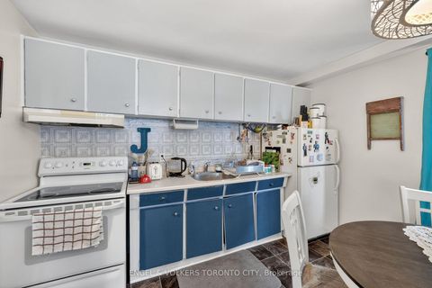 Photo 3 at 151 Cumberland Street, Allandale, Barrie