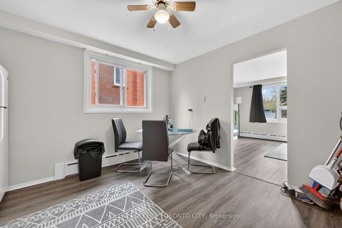 Photo 12 at 151 Cumberland Street, Allandale, Barrie