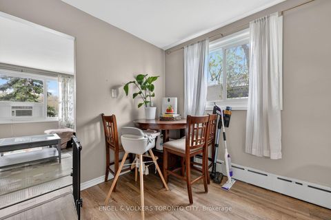 Photo 23 at 151 Cumberland Street, Allandale, Barrie