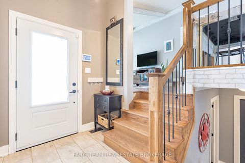 Photo 3 at 2263 25th Side Road, Alcona, Innisfil