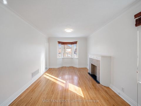 Photo 2 at 521 Glen Park Avenue, Glen Park, Toronto