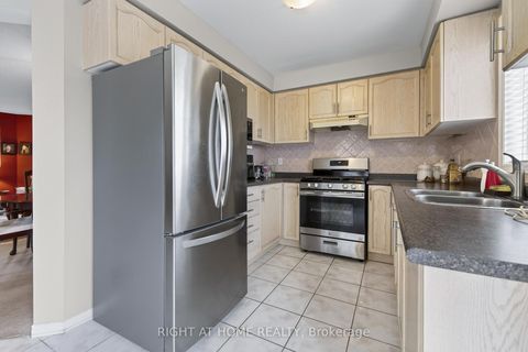 Photo 5 at 1338 Vincent Crescent, Alcona, Innisfil
