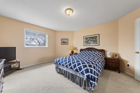 Photo 18 at 1338 Vincent Crescent, Alcona, Innisfil