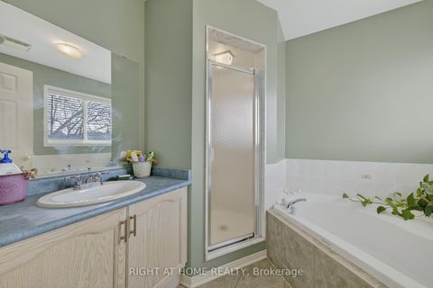 Photo 19 at 1338 Vincent Crescent, Alcona, Innisfil