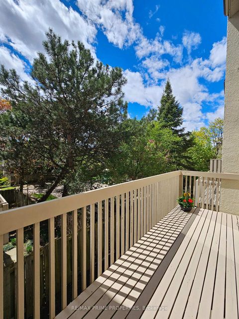 Photo 10 at 90 Maris Shep Way, Don Valley Village, Toronto