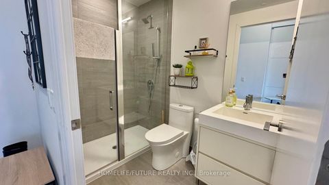 Photo 4 at 610 - 9 Tecumseth Street, Niagara, Toronto