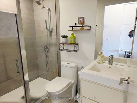 Photo 12 at 610 - 9 Tecumseth Street, Niagara, Toronto