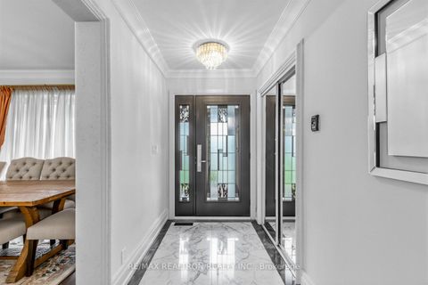 Photo 3 at 44 Pineway Boulevard, Steeles, Toronto