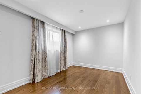 Photo 27 at 44 Pineway Boulevard, Steeles, Toronto