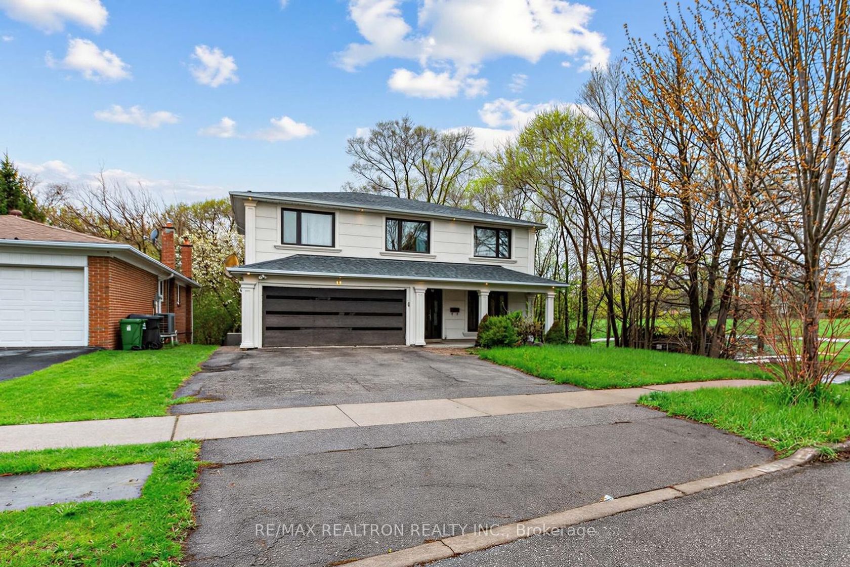 44 Pineway Boulevard, Steeles, Toronto 
