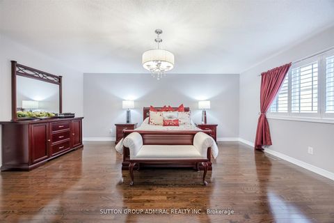 Photo 25 at 59 Aidan Drive, Vellore Village, Vaughan