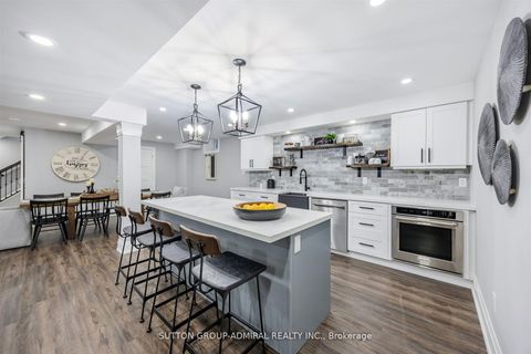 Photo 32 at 59 Aidan Drive, Vellore Village, Vaughan