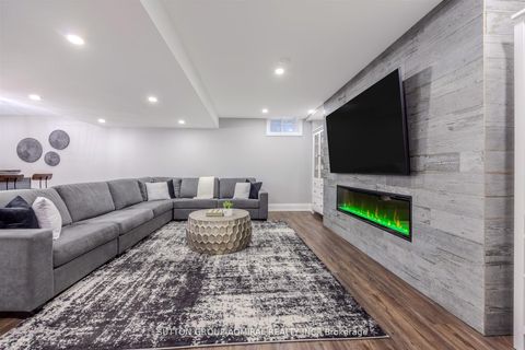 Photo 35 at 59 Aidan Drive, Vellore Village, Vaughan