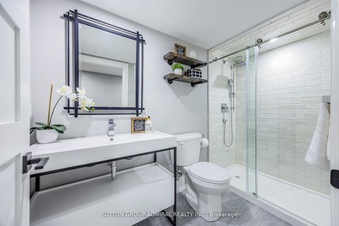 Photo 38 at 59 Aidan Drive, Vellore Village, Vaughan