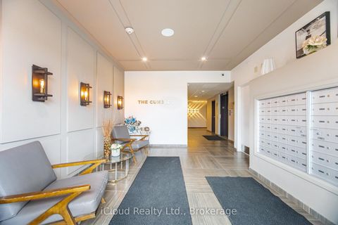 Photo 7 at 208 - 295 Cundles Road E, Alliance, Barrie