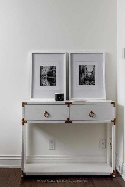 Photo 7 at 307 - 447 Walmer Road, Forest Hill South, Toronto