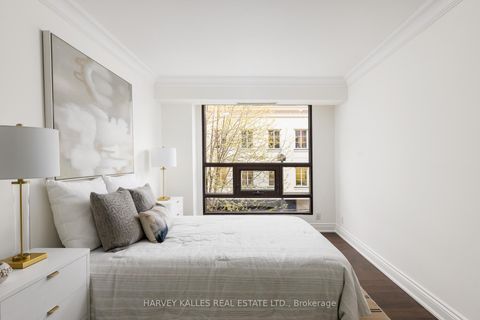 Photo 18 at 307 - 447 Walmer Road, Forest Hill South, Toronto