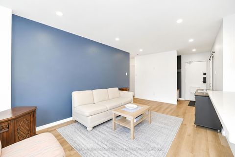 Photo 11 at 110 - 5 San Romano Way, Black Creek, Toronto